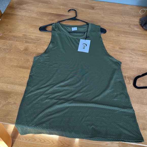 Zyia Olive Chill Tank - Picture 1 of 2